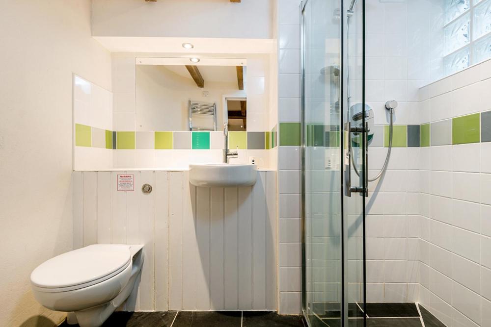 Sloop Inn Cottage Гейверфордвест Екстер'єр фото